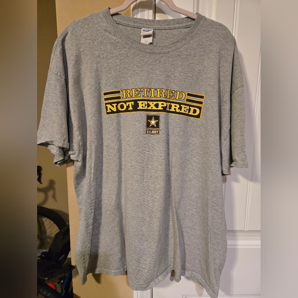 Gray U.S. Army Graphic T-Shirt Retired Not Expired Sz 2XL